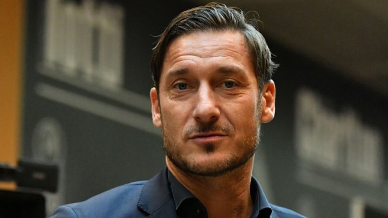 Rai1, il documentario su Francesco Totti anticipato: quando va in onda?