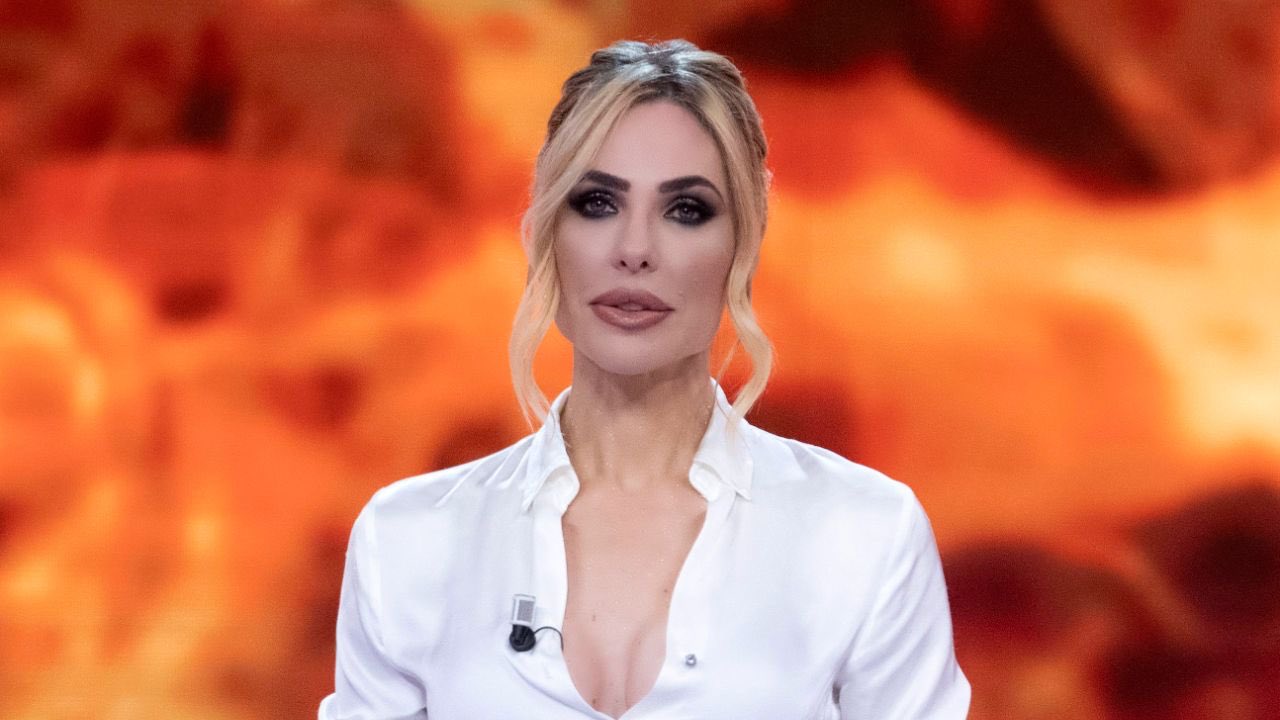 Ilary Blasi lascia la tv dopo tradimento di Totti: a rischio L’Isola 2023?