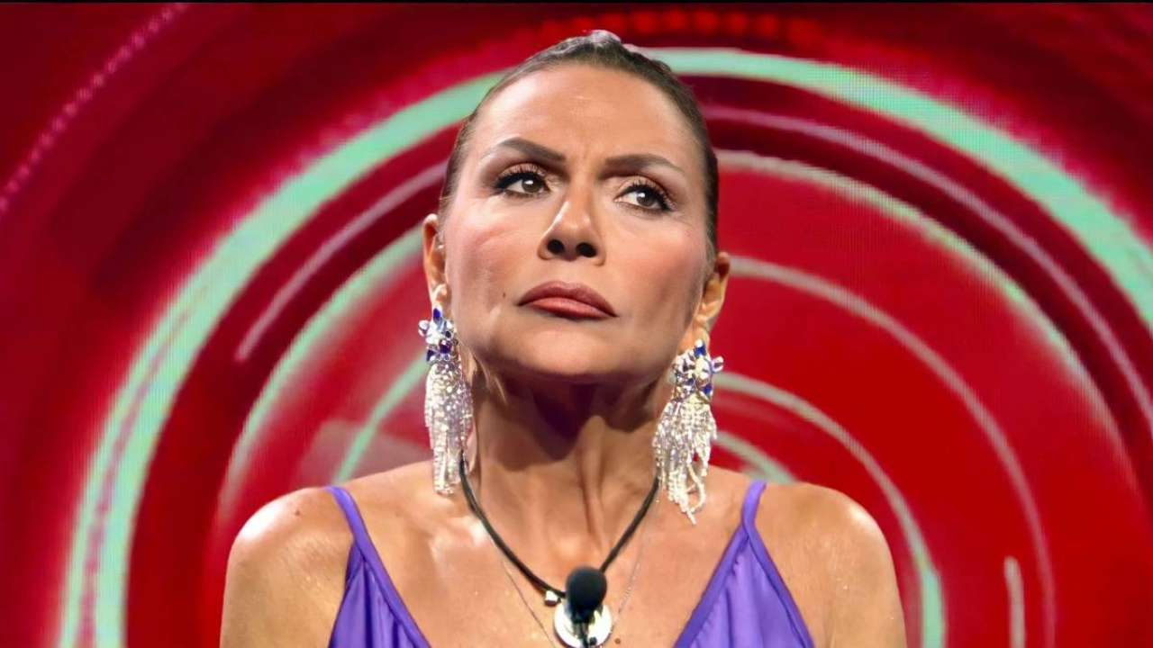 GF Vip stasera, provvedimento? Patrizia Rossetti ad Alberto: «Che**a isterica»