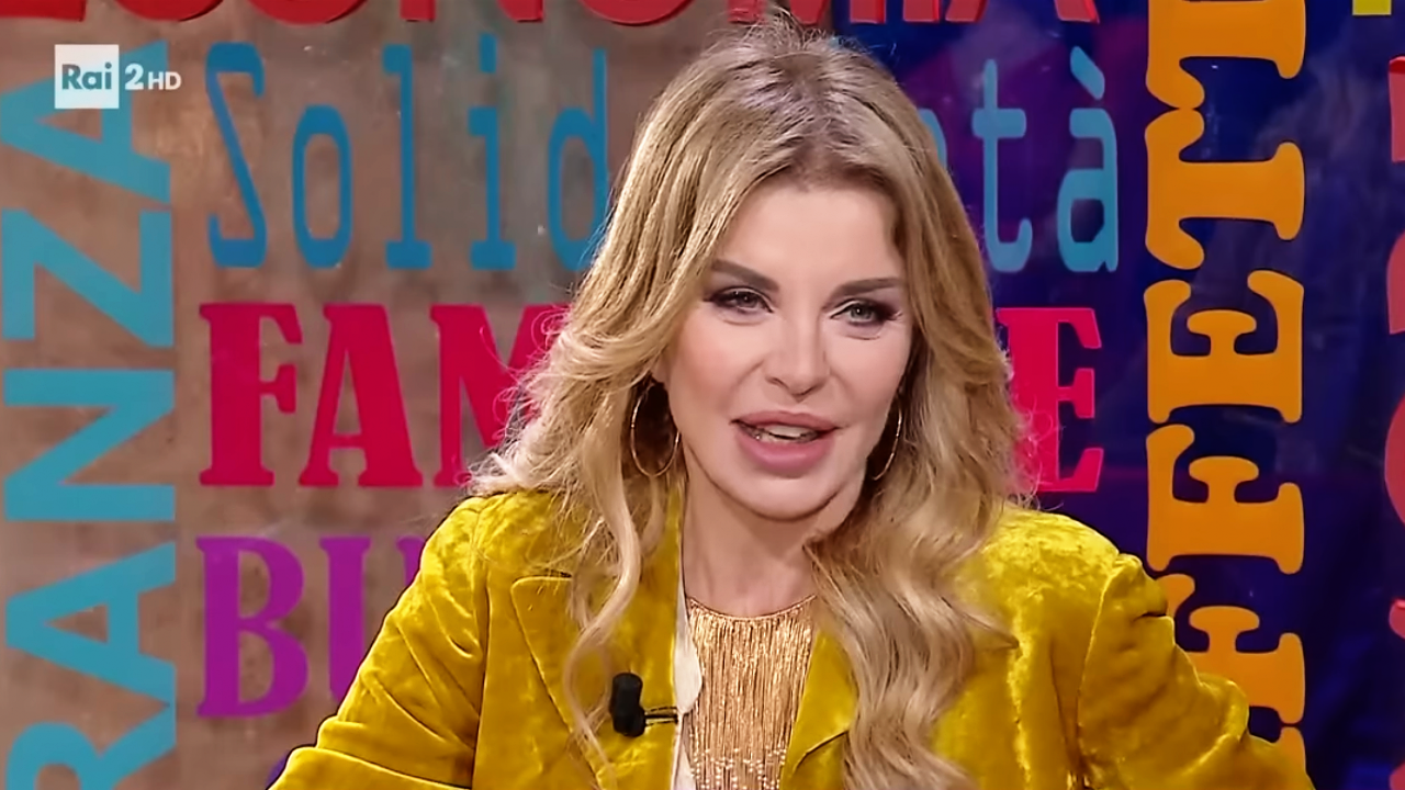 Alba Parietti, programma sulle Drag Queen slitta ancora: «C’entra il Governo»