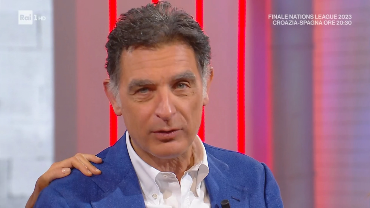 Tiberio Timperi lascia UnoMattina e annuncia un cambiamento (VIDEO)