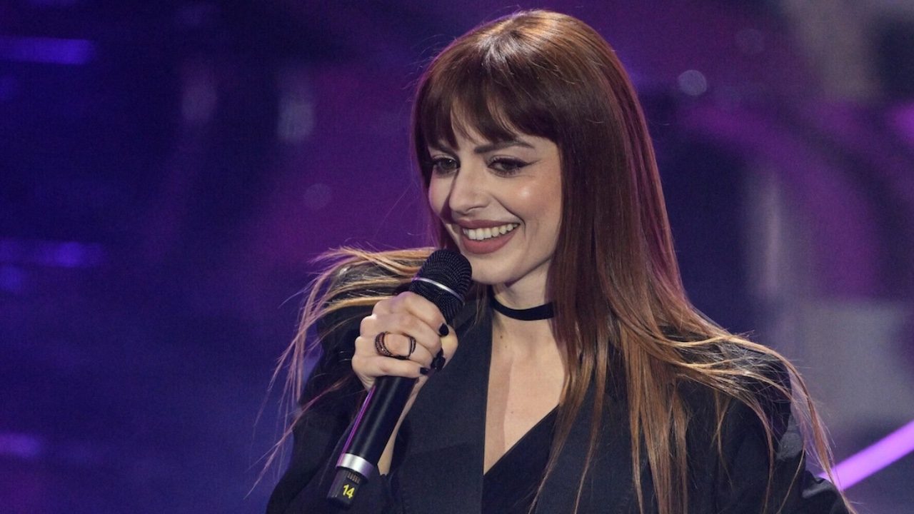 Annalisa incinta? Perché non è scesa dalla scale a Sanremo: la verità