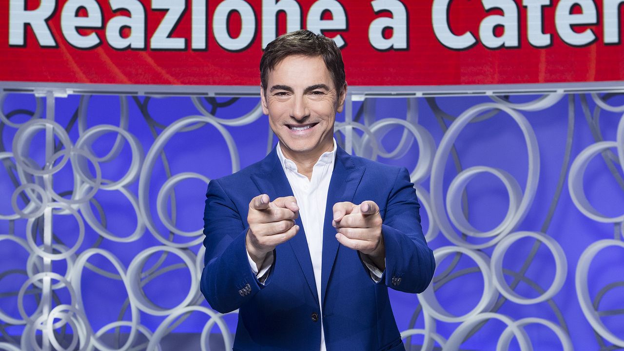 Ascolti TV 5 agosto, nuovo record per Marco Liorni: Reazione a Catena insuperabile