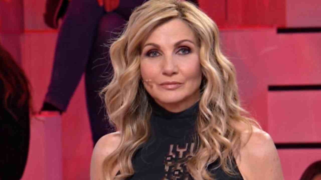 Amici 21, Lorella Cuccarini risponde ai fan: «Finta buona? No»