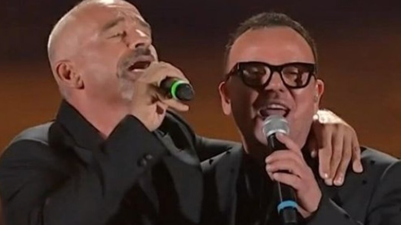 Eros Ramazzotti, la dedica alla piccola Elena al concerto di Gigi D’Alessio