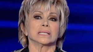 La Volta Buona, Carmen Russo: verità su De Martino e crisi con Enzo Paolo