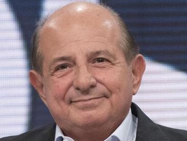 Una parola di troppo: il nuovo quiz di Rai 2 condotto da Giancarlo Magalli