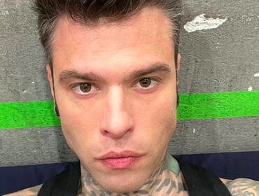 Fedez dimesso dall'ospedale: prime parole e dedica a Chiara Ferragni