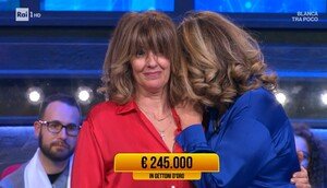 Ascolti TV 13 dicembre, boom per Soliti Ignoti che torna alla sua versione classica