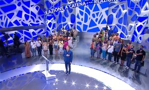 Ascolti TV 11 settembre 2022, domenica al top per Reazione a Catena: Marco Liorni intona l'inno