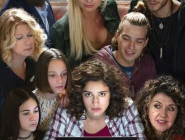 Stasera in tv, oggi 13 aprile 2022: Ultima fermata e Volevo fare la rockstar 2