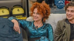 Beatrice Luzzi torna al GF stasera e Signorini grazia i concorrenti