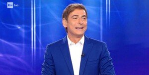 Ascolti TV 15 settembre, Marco Liorni gioisce ma i Fraintesi sbagliano invasato