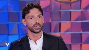 Raimondo Todaro lascia Amici 24: annuncio e domande senza risposta