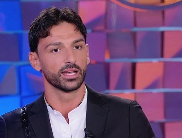 Raimondo Todaro lascia Amici 24: annuncio e domande senza risposta