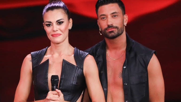 Bianca Guaccero: «Flirt con Giovanni Pernice? Ora vi dico tutto»