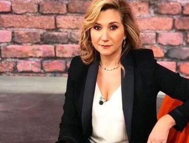 Serena Bortone operata: in diretta fasciata a Oggi è un Altro Giorno (FOTO)