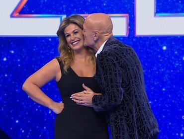 Stasera in TV 18 luglio 2022: Zelig e Zona Bianca