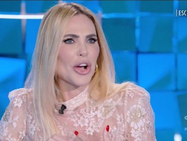 Perché Ilary Blasi è fuori dai palinsesti Mediaset 'punita' da Pier Silvio