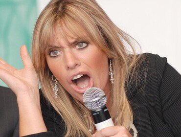 Tale e Quale Show 2022, Alessandra Mussolini in bilico: il motivo