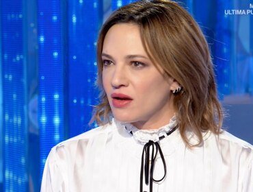 Domenica In: Asia Argento racconta dei suoi grandi amori