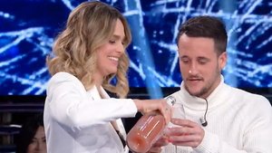 L’Eredità, il nuovo campione Mattia vince e si emoziona: ex professoressa rimpiazza Samira