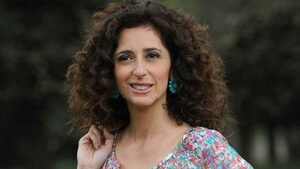 Chi è Teresa Mannino: Sanremo 2024, Zelig, tradimento, figlia e carriera